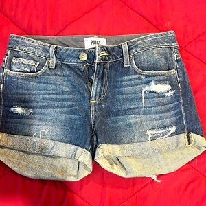 EUC Paige shorts💝